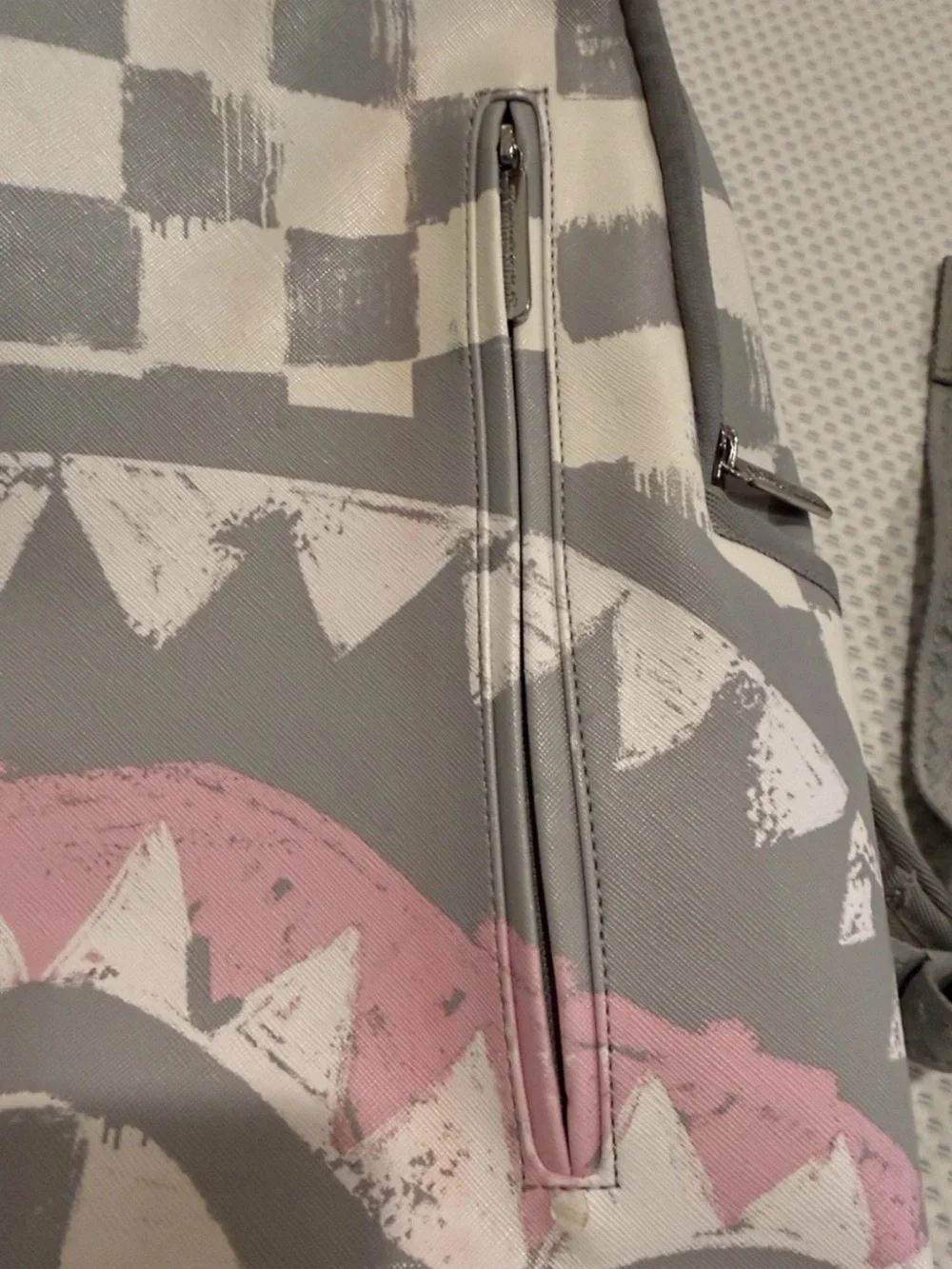 Sorayground Vanquish Shark-Print Limited edition Backpack